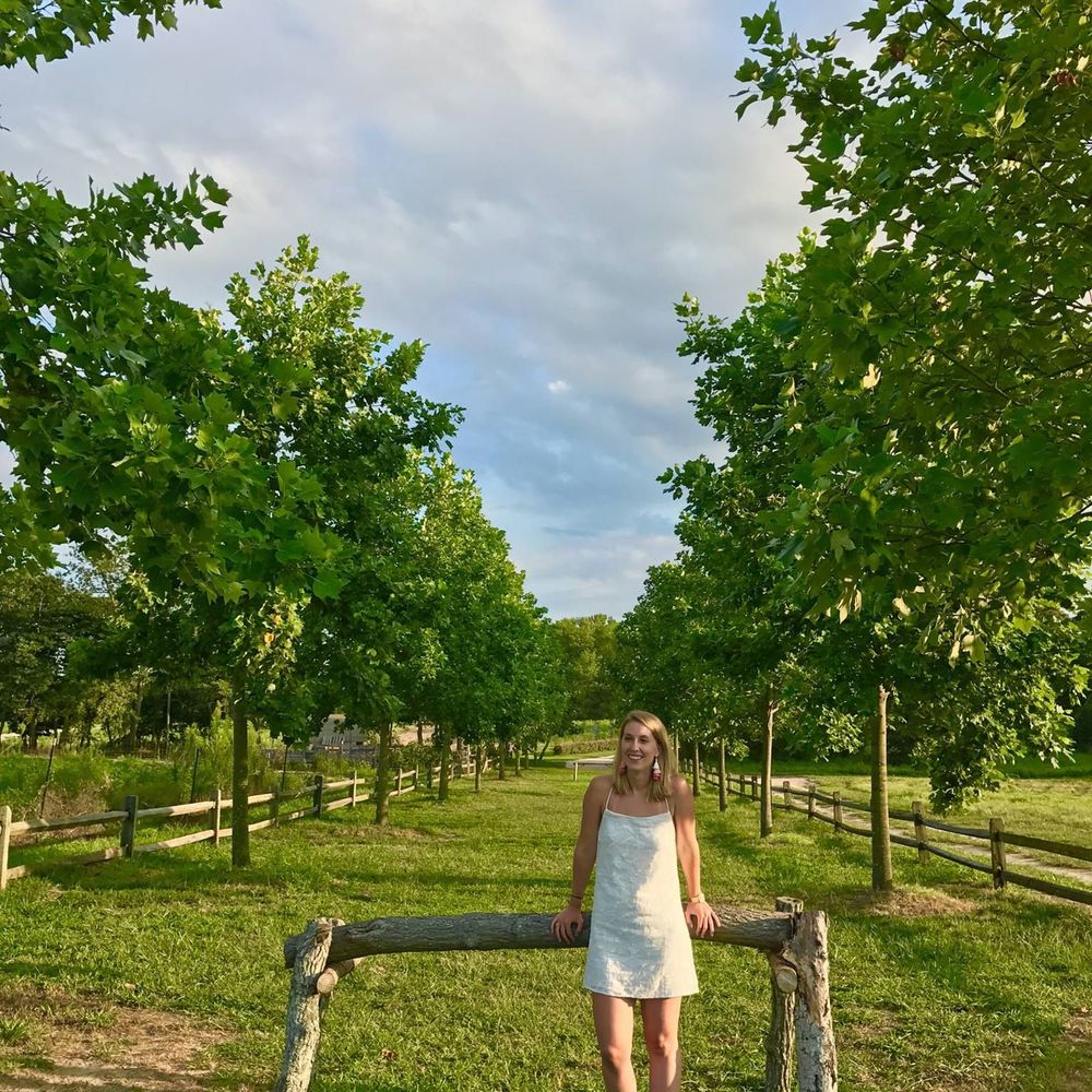 Meet your Posher, Emily
